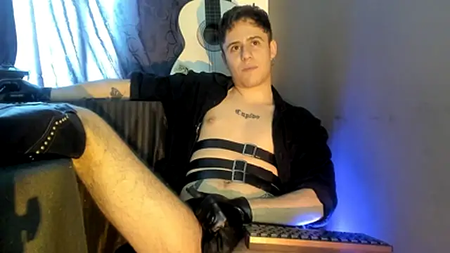 Antonello Vannucci online show from 11, 11, 2025