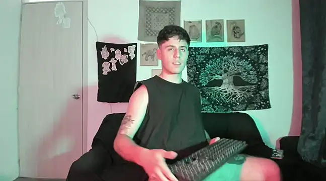 Snapshot of Antonello_Vannucci chatting on 22, 1, 2025 Antonello Vannucci online show from 22, 1, 2025