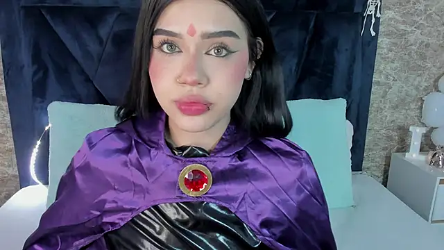 Snapshot of Lily_Woodz chatting on 31, 10, 2025 Lily Woodz online show from 31, 10, 2025