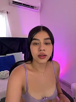 Lily Woodz online show from 25, 4, 2026