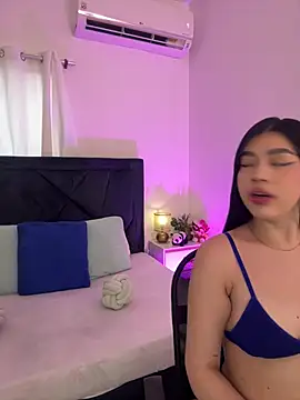 Lily Woodz online show from 23, 5, 2026