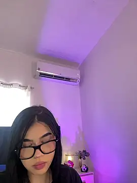 Snapshot of Lily_Woodz chatting on 1, 7, 2026 Lily Woodz online show from 1, 7, 2026