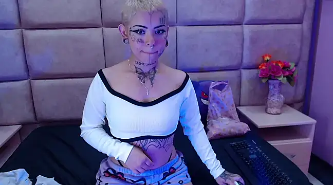 xbabymoonx online show from 21, 1, 2025