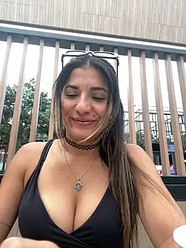 AlejandritaMilano online show from 24, 2, 2026