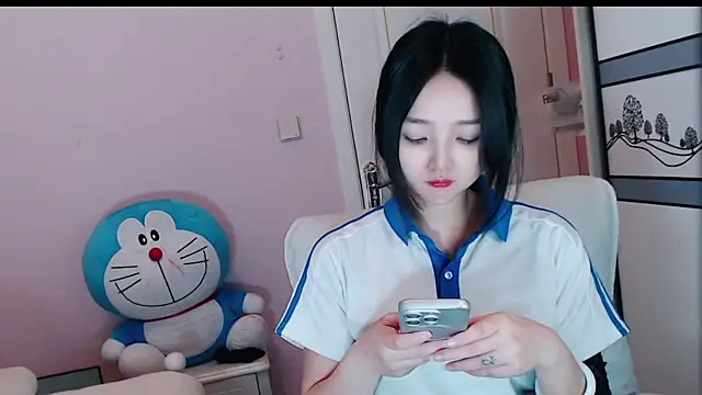 xiao-xiao-D online show from 9, 3, 2025