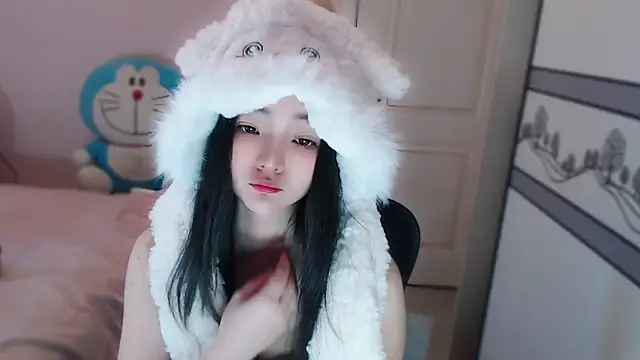 xiao-xiao-D online show from 18, 11, 2025