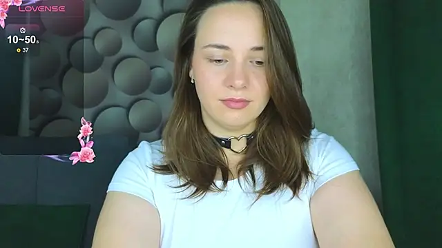 Snapshot of Cute_smile_sharon chatting on 29, 9, 2025 Cute smile sharon online show from 29, 9, 2025