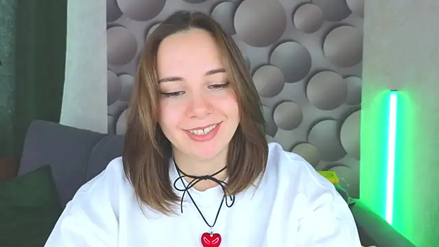 Snapshot of Cute_smile_sharon chatting on 14, 2, 2025 Cute smile sharon online show from 14, 2, 2025