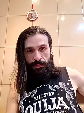 Snapshot of AxelColton chatting on 10, 3, 2025 AxelColton online show from 10, 3, 2025