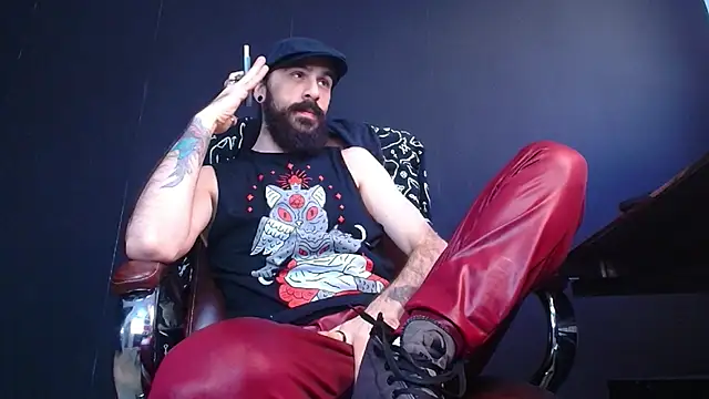 Snapshot of AxelColton chatting on 10, 3, 2025 AxelColton online show from 10, 3, 2025