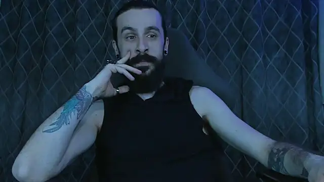 Snapshot of AxelColton chatting on 21, 3, 2025 AxelColton online show from 21, 3, 2025