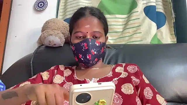 Snapshot of Tamil_Sanjana_ chatting on 5, 6, 2026 Tamil Sanjana online show from 5, 6, 2026