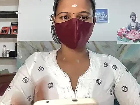 Snapshot of Tamil_Sanjana_ chatting on 13, 4, 2026 Tamil Sanjana online show from 13, 4, 2026