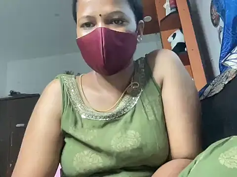 Snapshot of Tamil_Sanjana_ chatting on 19, 4, 2026 Tamil Sanjana online show from 19, 4, 2026