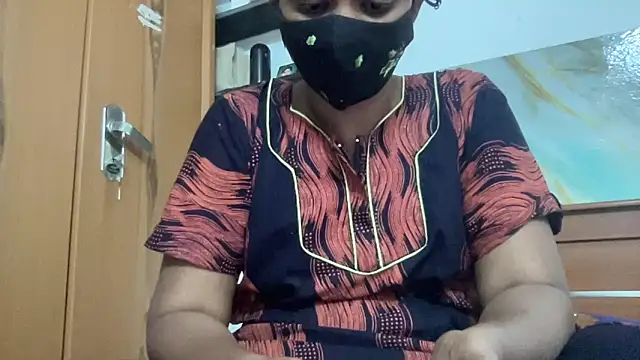 Snapshot of Tamil_Sanjana_ chatting on 8, 2, 2026 Tamil Sanjana online show from 8, 2, 2026