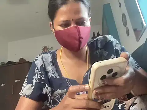 Snapshot of Tamil_Sanjana_ chatting on 29, 3, 2026 Tamil Sanjana online show from 29, 3, 2026