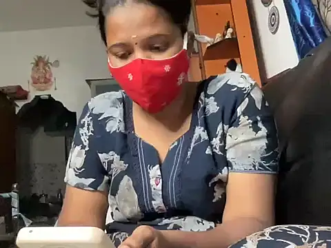 Snapshot of Tamil_Sanjana_ chatting on 18, 12, 2025 Tamil Sanjana online show from 18, 12, 2025