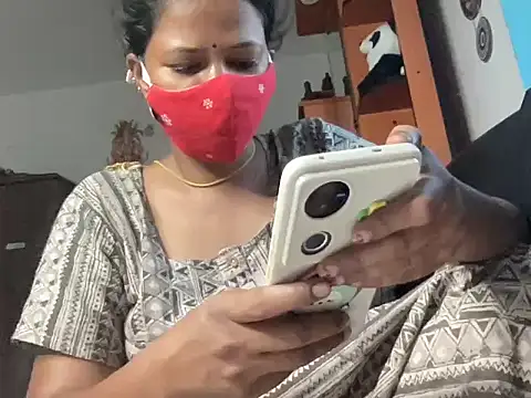 Snapshot of Tamil_Sanjana_ chatting on 12, 4, 2026 Tamil Sanjana online show from 12, 4, 2026