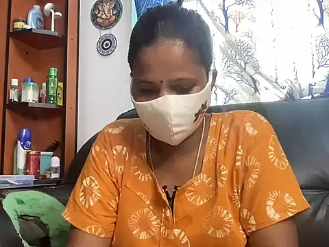 Snapshot of Tamil_Sanjana_ chatting on 27, 4, 2026 Tamil Sanjana online show from 27, 4, 2026