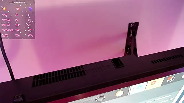 Snapshot of Sienna_Blake_ chatting on 8, 11, 2025 Sienna Blake online show from 8, 11, 2025