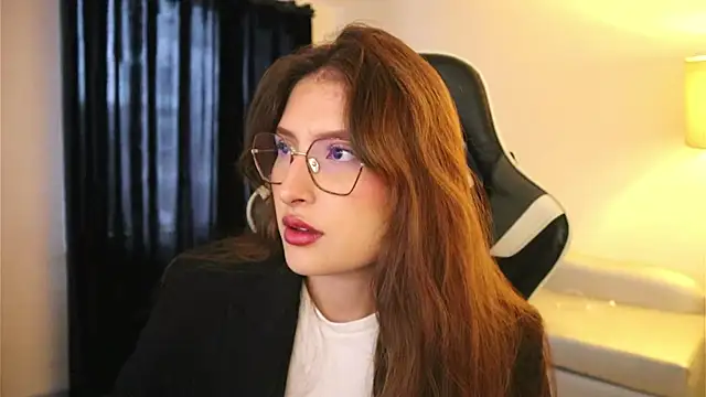 Daisha Riley online show from 14, 11, 2025