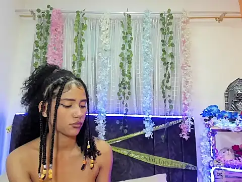 Snapshot of CintiaWalker chatting on 23, 10, 2025 CintiaWalker online show from 23, 10, 2025