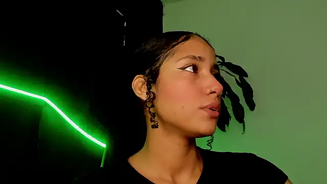 CintiaWalker online show from 15, 4, 2026