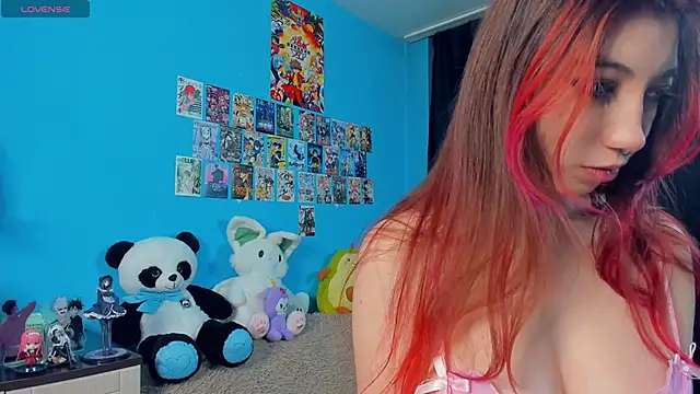 Snapshot of _Mindy_ chatting on 14, 11, 2025 Mindy online show from 14, 11, 2025