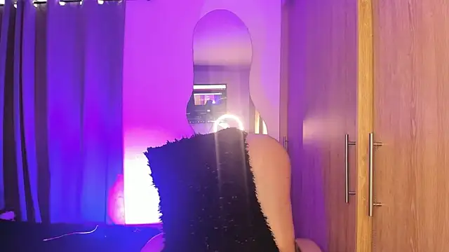 valeria montess online show from 9, 3, 2025