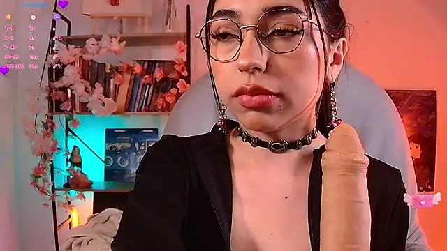 Snapshot of Sweet_Nyx chatting on 3, 5, 2026 Sweet Nyx online show from 3, 5, 2026