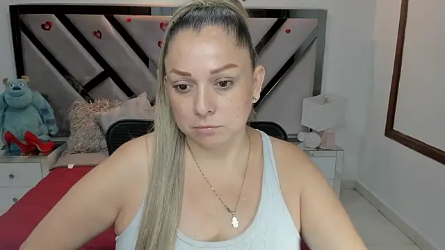 natalia5560 online show from 27, 10, 2025