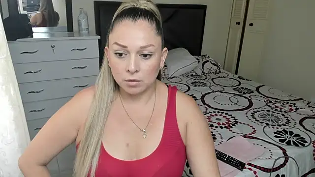 natalia5560 online show from 4, 12, 2025