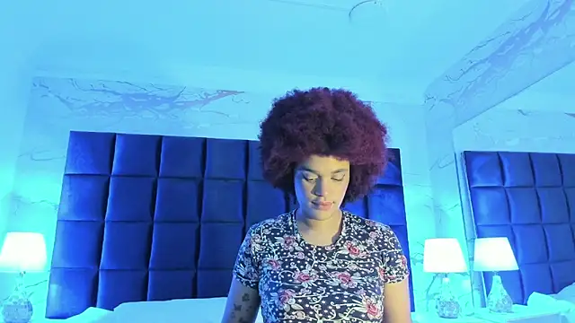 loladupont online show from 25, 2, 2026