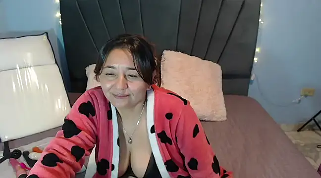 AngelRouss online show from 29, 1, 2025