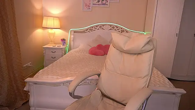 LexxiJoy online show from 18, 3, 2025