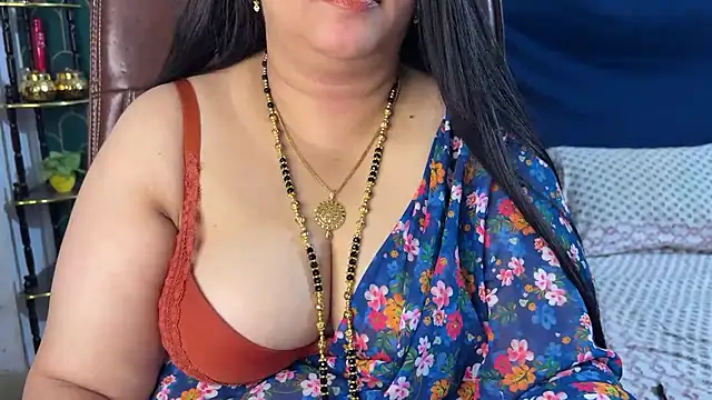 Snapshot of FlatVincy4 chatting on 6, 7, 2026 FlatVincy4 online show from 6, 7, 2026