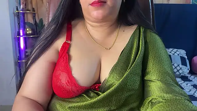 FlatVincy4 online show from 4, 4, 2026