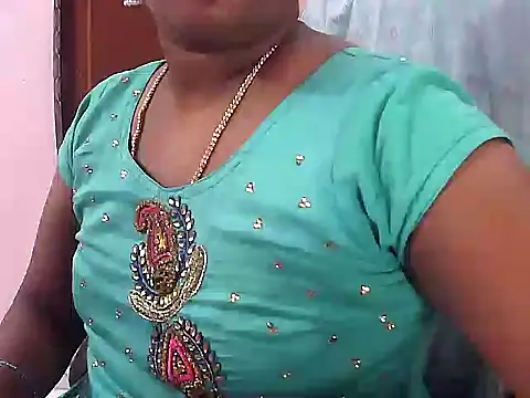 Snapshot of telugu_indhu_0001 chatting on 18, 7, 2026 telugu indhu 0001 online show from 18, 7, 2026