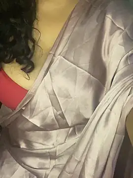 hot menka online show from 18, 3, 2025