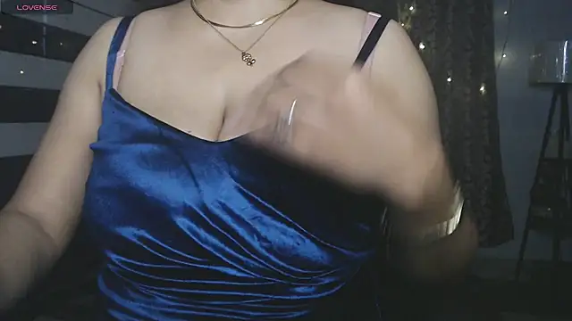 hot menka online show from 22, 12, 2025