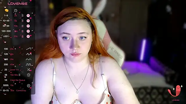 Bitchy Lily online show from 23, 11, 2025