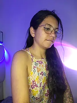 Snapshot of Rosita_forever_ chatting on 6, 3, 2025 Rosita forever online show from 6, 3, 2025