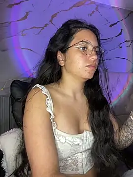 Snapshot of Rosita_forever_ chatting on 5, 10, 2025 Rosita forever online show from 5, 10, 2025