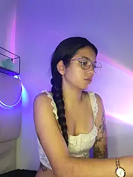 Snapshot of Rosita_forever_ chatting on 5, 3, 2025 Rosita forever online show from 5, 3, 2025