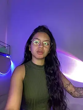 Snapshot of Rosita_forever_ chatting on 24, 2, 2025 Rosita forever online show from 24, 2, 2025