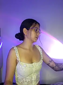 Snapshot of Rosita_forever_ chatting on 10, 3, 2025 Rosita forever online show from 10, 3, 2025
