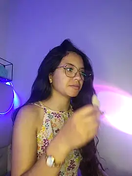Snapshot of Rosita_forever_ chatting on 6, 3, 2025 Rosita forever online show from 6, 3, 2025