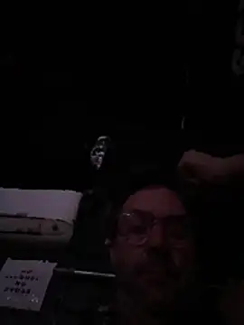 Johnny Bottoms online show from 21, 4, 2026