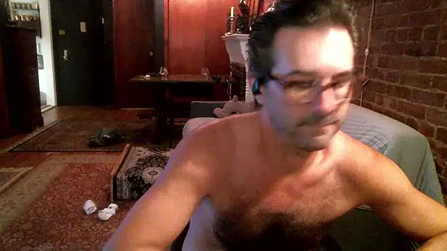 Snapshot of Johnny_Bottoms chatting on 15, 10, 2025 Johnny Bottoms online show from 15, 10, 2025