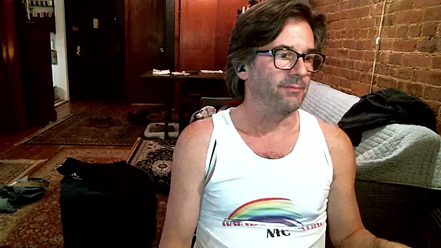 Johnny Bottoms online show from 3, 2, 2026